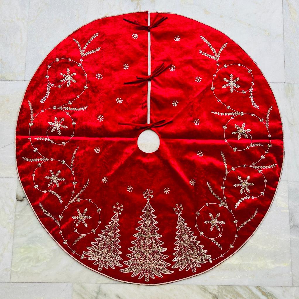 Tree skirt